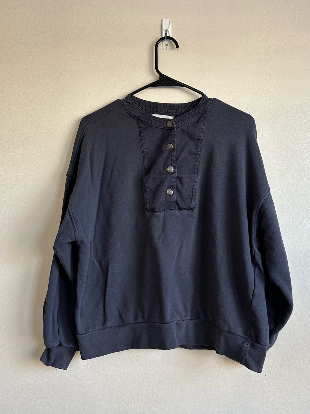 XiRENA Navy Chase Crewneck Henley Pullover Size S